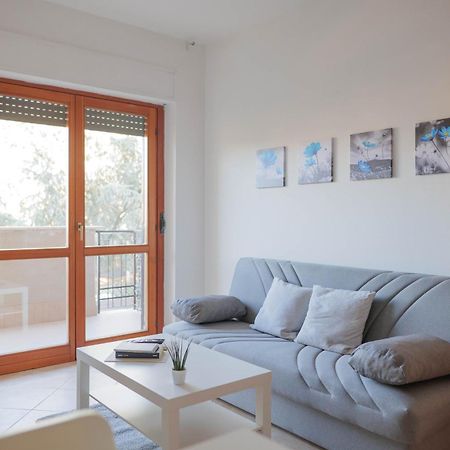 Casa Ghandi Vicino A Roma Con Box Auto E Wi-Fi モンテロトンド エクステリア 写真